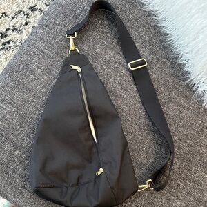 Black Sling Crossbody Bag  - Canvelle